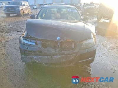 Piąte zdjęcie samochodu w środku: 2010 BMW 335 XI VIN:WBAPL3C54AA407875 - miniatura