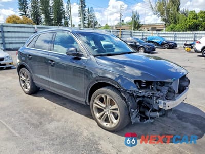 Czwarte zdjęcie samochodu z boku: 2015 AUDI Q3 PREMIUM PLUS VIN:WA1EFCFS0FR003977 - miniatura