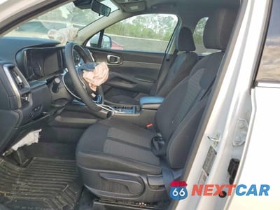 Zdjęcie 7 z 13 samochodu: 2022 KIA SORENTO LX VIN:5XYRG4LC4NG116447 - miniatura