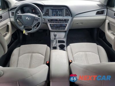 Zdjęcie 8 z 12 samochodu: 2017 HYUNDAI SONATA HYBRID SE VIN:KMHE24L36HA063411 - miniatura