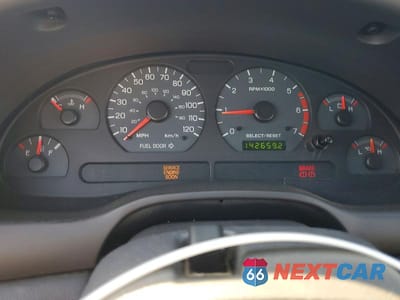 Zdjęcie 9 z 11 samochodu: 2004 FORD MUSTANG VIN:1FAFP40424F127146 - miniatura