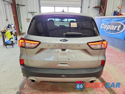 Zdjęcie 6 z 13 samochodu: 2021 FORD ESCAPE SE VIN:1FMCU9G61MUA46043 - miniatura