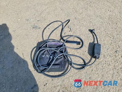 Zdjęcie 12 z 13 samochodu: 2022 TESLA MODEL 3 VIN:5YJ3E1EB2NF278728 - miniatura