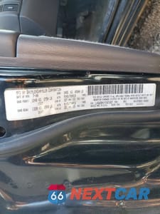 Zdjęcie 12 z 12 samochodu: 2001 JEEP GRAND CHEROKEE LIMITED VIN:1J4GW58N81C624357 - miniatura
