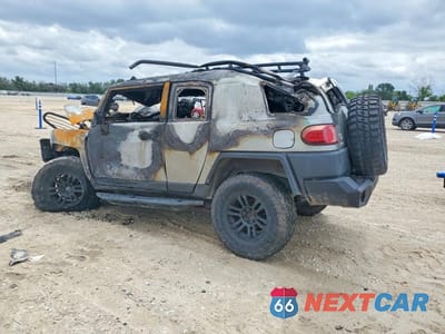 Drugie zdjęcie samochodu z przodu: 2009 TOYOTA FJ CRUISER BASE VIN:JTEBU11F29K057349 - miniatura