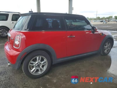 Trzecie zdjęcie samochodu z tyłu: 2013 MINI COOPER VIN:WMWSU3C57DT688540 - miniatura