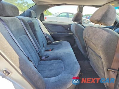 Zdjęcie 10 z 12 samochodu: 2005 HYUNDAI SONATA GLS VIN:KMHWF35HX5A106297 - miniatura