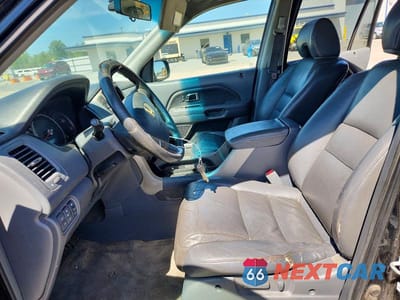 Zdjęcie 7 z 12 samochodu: 2006 HONDA PILOT EX VIN:2HKYF18506H564721 - miniatura