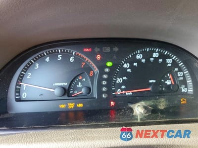 Zdjęcie 9 z 12 samochodu: 2002 TOYOTA CAMRY XLE V6 VIN:JTDBF30K720001725 - miniatura