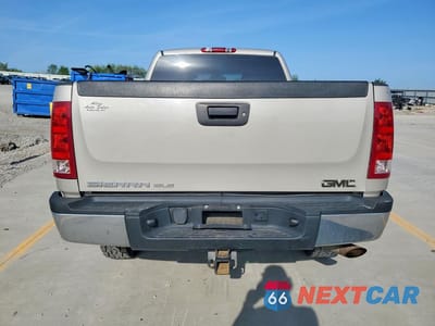 Zdjęcie 6 z 12 samochodu: 2009 GMC SIERRA 2500HD VIN:1GTHC59K89E102562 - miniatura