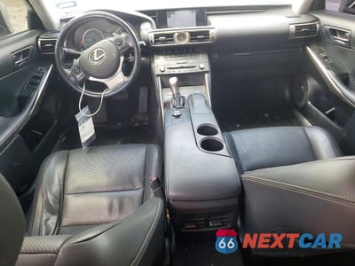 Zdjęcie 8 z 12 samochodu: 2016 LEXUS IS 200T VIN:JTHBA1D25G5018920 - miniatura
