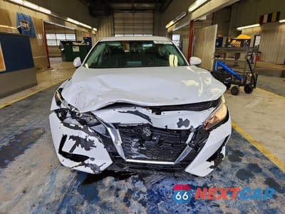 Piąte zdjęcie samochodu w środku: 2020 NISSAN SENTRA SV VIN:3N1AB8CVXLY271150 - miniatura