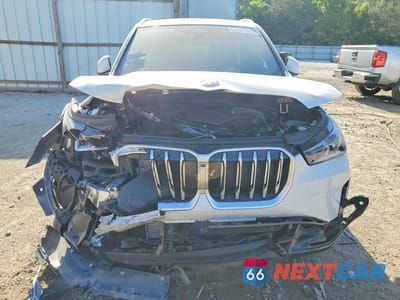 Piąte zdjęcie samochodu w środku: 2026 BMW X1 XDRIVE28I VIN:WBX73EF04T5588201 - miniatura