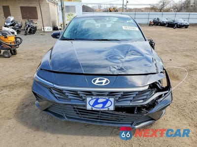 Piąte zdjęcie samochodu w środku: 2026 HYUNDAI ELANTRA SE VIN:KMHLL4DG2TU106641 - miniatura