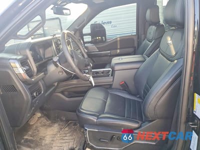 Zdjęcie 7 z 12 samochodu: 2026 FORD F450 SUPER DUTY VIN:1FT8W4DM7TED07436 - miniatura
