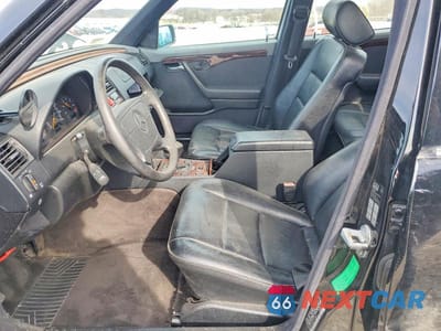 Zdjęcie 7 z 13 samochodu: 1997 MERCEDES-BENZ C 280 VIN:WDBHA28EXVF478814 - miniatura