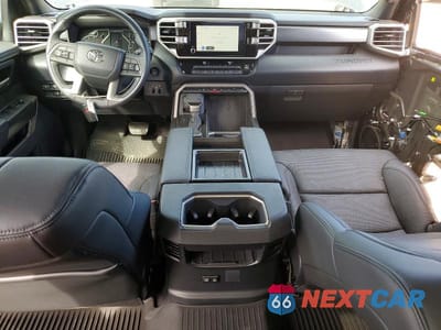 Zdjęcie 8 z 13 samochodu: 2025 TOYOTA TUNDRA SR5 VIN:5TFLA5DB4SX266943 - miniatura