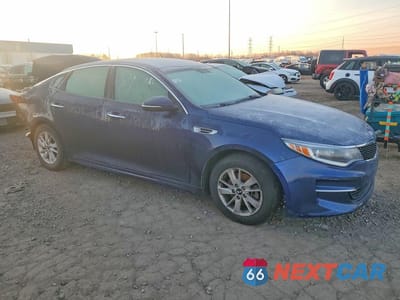 Czwarte zdjęcie samochodu z boku: 2018 KIA OPTIMA LX VIN:5XXGT4L31JG223618 - miniatura