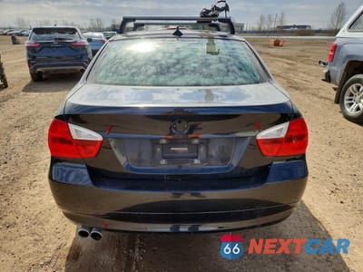 Zdjęcie 6 z 12 samochodu: 2008 BMW 328 XI VIN:WBAVC93548KZ73243 - miniatura