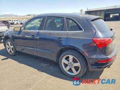 Drugie zdjęcie samochodu z przodu: 2010 AUDI Q5 PREMIUM PLUS VIN:WA1LKAFP0AA069942 - miniatura