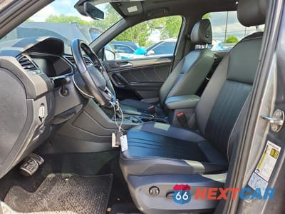 Zdjęcie 7 z 14 samochodu: 2022 VOLKSWAGEN TIGUAN SE R-LINE BLACK VIN:3VV8B7AX6NM033771 - miniatura