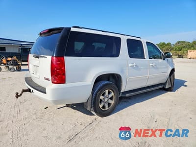 Trzecie zdjęcie samochodu z tyłu: 2011 GMC YUKON XL K1500 SLE VIN:1GKS2HE33BR283890 - miniatura
