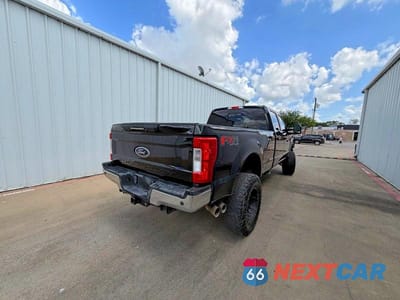 Czwarte zdjęcie samochodu z boku: 2017 FORD F250 SUPER DUTY VIN:1FT7W2BT1HEC07818 - miniatura