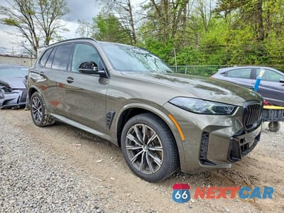 Czwarte zdjęcie samochodu z boku: 2024 BMW X5 XDRIVE40I VIN:5UX23EU06R9T41577 - miniatura