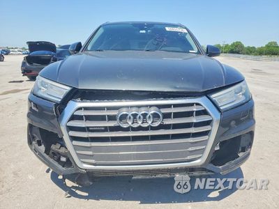 Piąte zdjęcie samochodu w środku: 2018 AUDI Q5 PREMIUM VIN:WA1ANAFY6J2022707 - miniatura