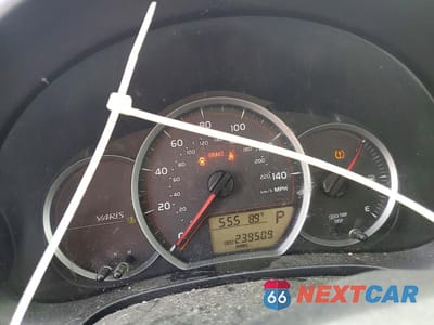 Zdjęcie 9 z 12 samochodu: 2012 TOYOTA YARIS 5-DOOR LE VIN:JTDKTUD39CD502241 - miniatura