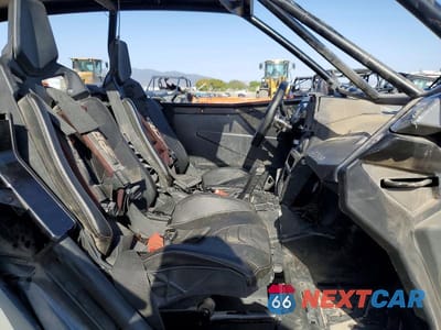 Piąte zdjęcie samochodu w środku: 2021 CAN-AM MAVERICK X3 UTILITY VEHICLE VIN:3JBVNAV26MK000416 - miniatura