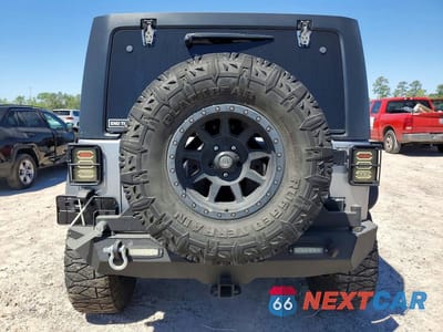 Zdjęcie 6 z 13 samochodu: 2014 JEEP WRANGLER UNLIMITED SPORT VIN:1C4BJWDG9EL206147 - miniatura