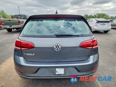 Zdjęcie 6 z 12 samochodu: 2019 VOLKSWAGEN E-GOLF SEL PREMIUM VIN:WVWPR7AU0KW909175 - miniatura