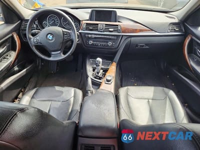 Zdjęcie 8 z 12 samochodu: 2013 BMW 328 XI SULEV VIN:WBA3B5G51DNS01367 - miniatura