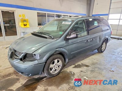 2005 DODGE GRAND CARAVAN SXT 2D4GP44L35R482212 - główne zdjęcie licytacji z USA - miniatura