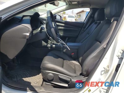 Zdjęcie 7 z 13 samochodu: 2025 MAZDA 3 SELECT SPORT VIN:JM1BPABM7S1782224 - miniatura