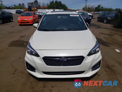 Piąte zdjęcie samochodu w środku: 2017 SUBARU IMPREZA SPORT VIN:4S3GTAM63H3706982 - miniatura