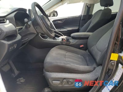 Zdjęcie 7 z 14 samochodu: 2021 TOYOTA RAV4 XLE VIN:2T3P1RFV2MW157002 - miniatura