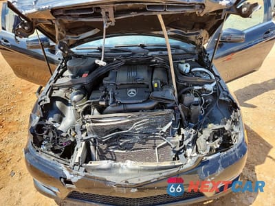 Zdjęcie 11 z 12 samochodu: 2012 MERCEDES-BENZ C 250 VIN:WDDGJ4HB8CF929806 - miniatura