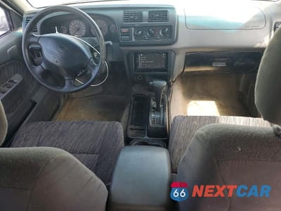 Zdjęcie 8 z 11 samochodu: 2000 NISSAN FRONTIER XE VIN:1N6ED27T1YC301681 - miniatura