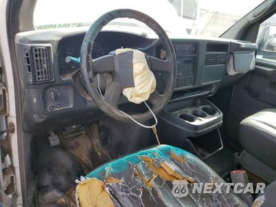 Zdjęcie 8 z 12 samochodu: 2004 CHEV EXPG2500 VIN:1GCGG25V941182176 - miniatura