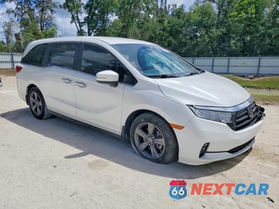 Czwarte zdjęcie samochodu z boku: 2021 HONDA ODYSSEY EX VIN:5FNRL6H52MB032893 - miniatura