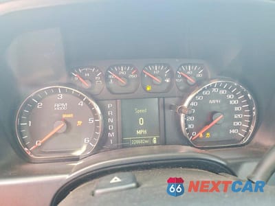 Zdjęcie 9 z 13 samochodu: 2016 CHEVROLET SILVERADO K2500 HEAVY DUTY VIN:1GB2KUEG4GZ171179 - miniatura