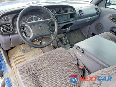 Zdjęcie 8 z 12 samochodu: 2001 DODGE RAM 2500 VIN:3B7KF23641G176260 - miniatura