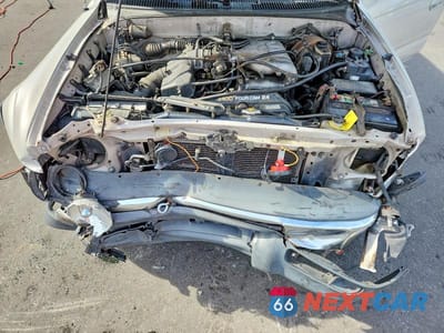 Zdjęcie 12 z 13 samochodu: 2000 TOYOTA 4RUNNER VIN:JT3GN86R2Y0146646 - miniatura