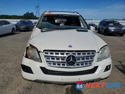 Piąte zdjęcie samochodu w środku: 2011 MERCEDES-BENZ ML 350 4MATIC VIN:4JGBB8GB0BA704409 - miniatura
