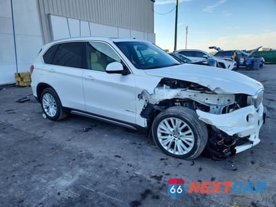 Czwarte zdjęcie samochodu z boku: 2017 BMW X5 XDRIVE35I VIN:5UXKR0C33H0X77710 - miniatura