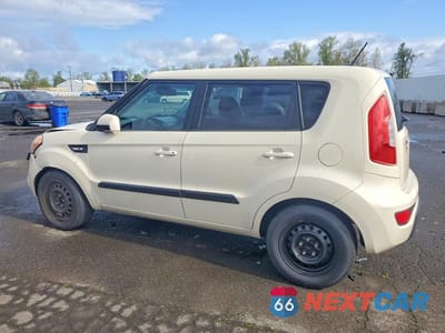 Drugie zdjęcie samochodu z przodu: 2012 KIA SOUL BASE VIN:KNDJT2A58C7463890 - miniatura