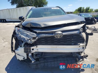 Piąte zdjęcie samochodu w środku: 2019 TOYOTA RAV4 LE VIN:2T3H1RFV3KC032707 - miniatura