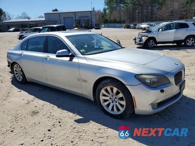 Czwarte zdjęcie samochodu z boku: 2011 BMW 750 LXI VIN:WBAKC8C51BC431774 - miniatura